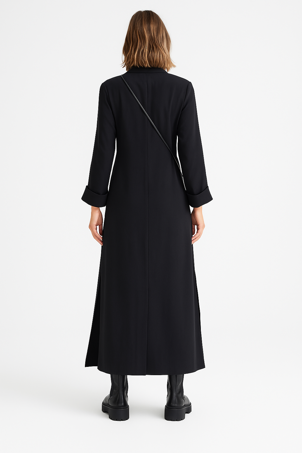 Luźna, długa sukienka z rozcięciami po bokach