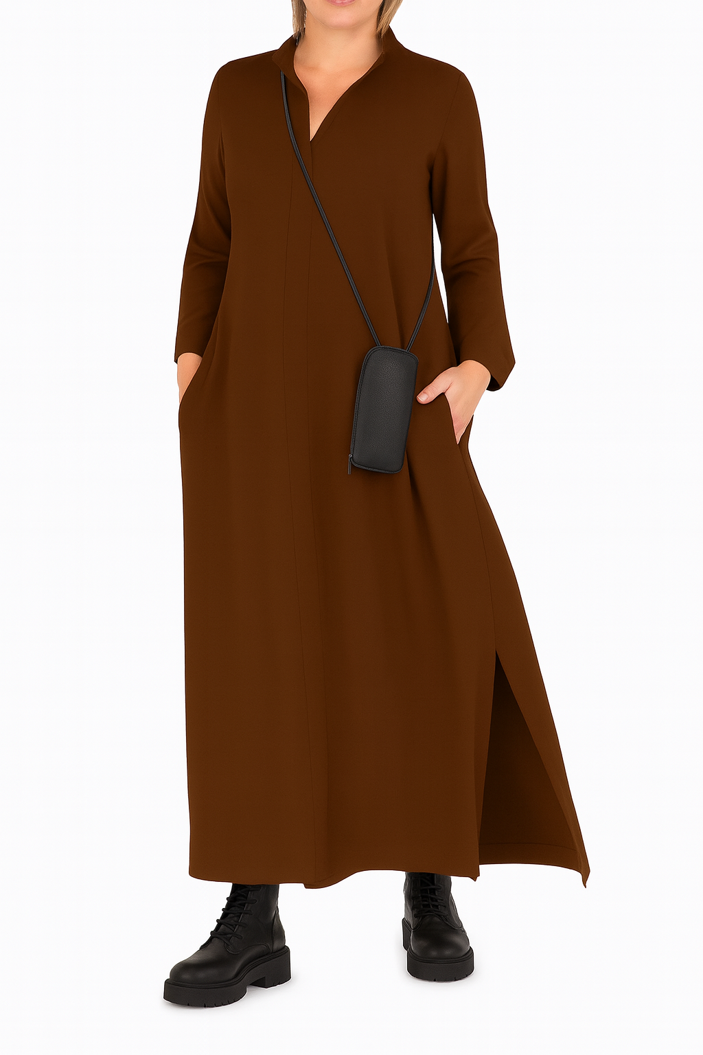 Luźna, długa sukienka z rozcięciami po bokach